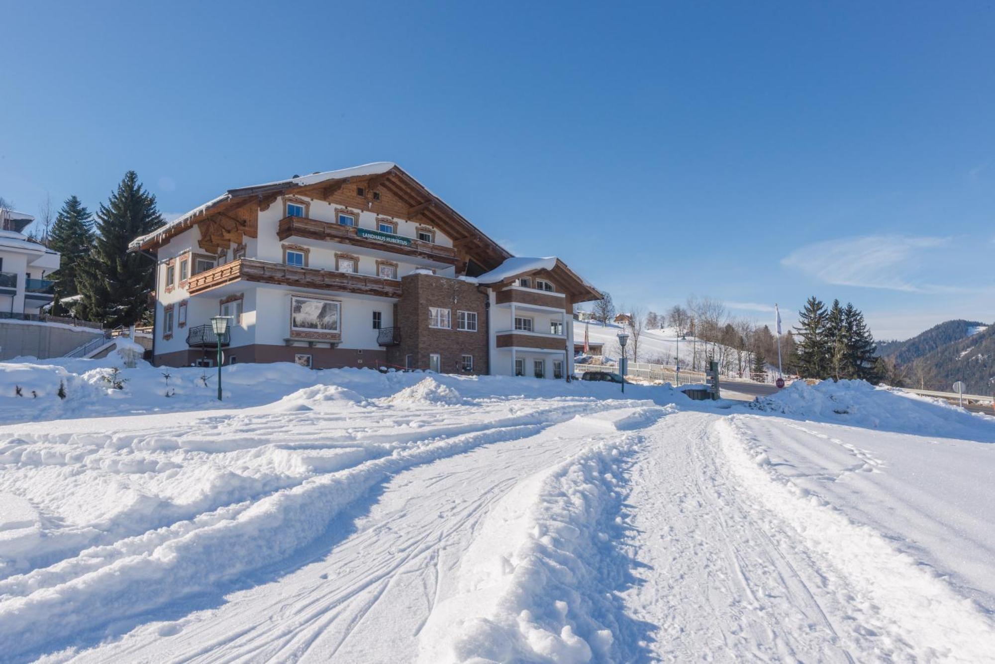 Landhaus Hubertus Wellness & Breakfast Schladming Exterior foto